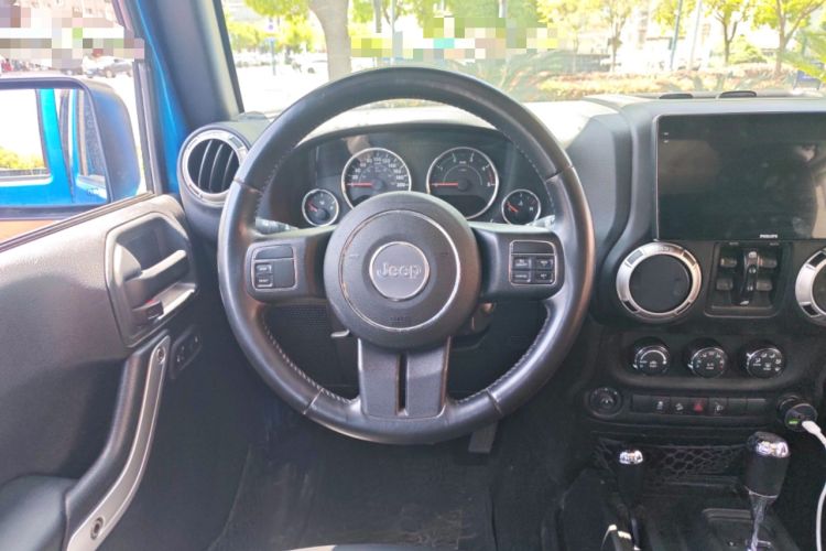 Used Jeep Wrangler 2015 2.8TD Sahara Four-Door Comfort Edition
