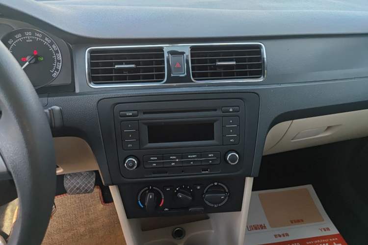 Used Skoda Rapid 2013 1.6L Automatic Smart Selection Model