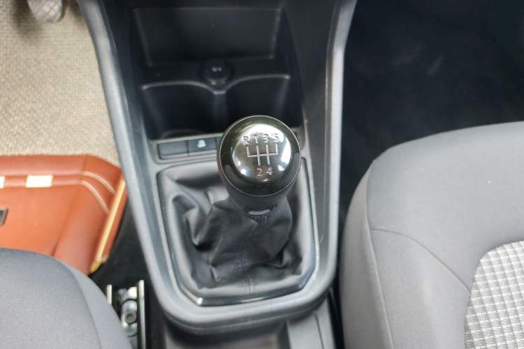 Used Volkswagen Santana 2018 1.5L Manual Fashion Edition
