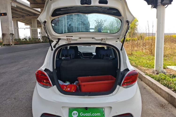 Used CHANGAN OSHAN Benni E-Star 2022 Qingxin Edition Colorful Model Lithium-NMC Trunk