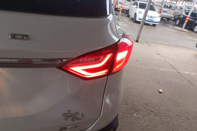Used Hanteng X5 2018 1.5T CVT Luxury Edition