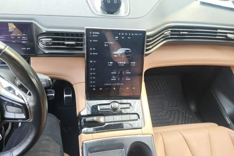 Used Nio ES8 2020 580 km Range Signature Edition Six-Seater Version
