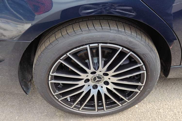 Used Mercedes-Benz C-Class 2025 Facelift C 260 L Sport Edition
