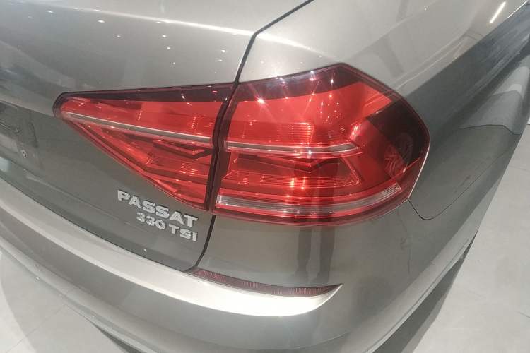 Used Volkswagen Passat 2016 330TSI DSG Luxury Edition