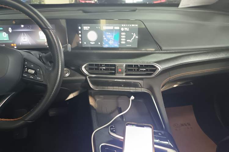 Used Changan UNI-T 2022 1.5T Prestige Version
