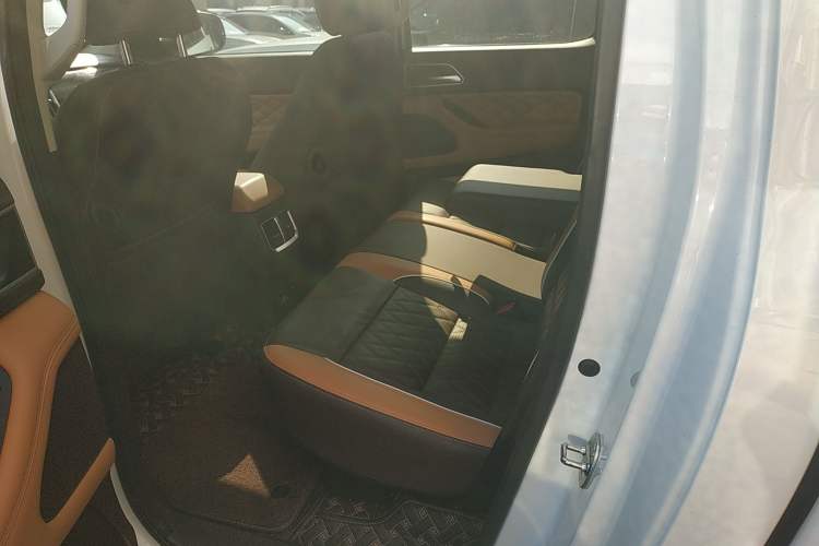 Used Great Wall Poer 2021 2.0T Global Version Automatic Gasoline 4x4 Prestige Standard Cab GW4C20B