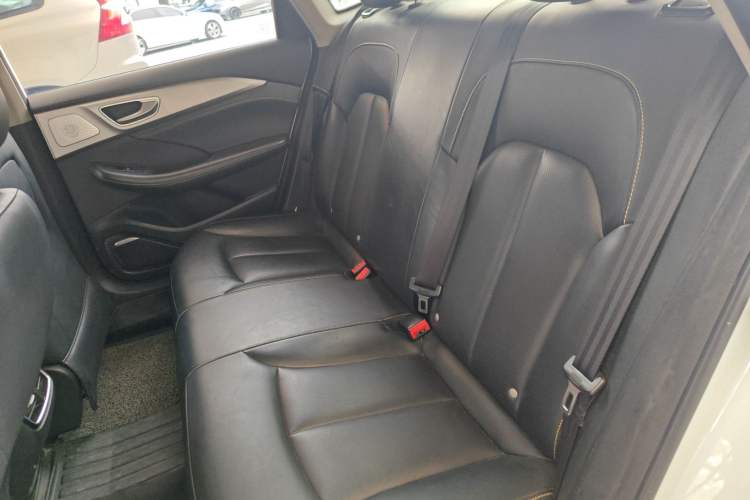 Used Roewe i6 MAX New Energy 2020 1.5T PHEV Sporty Cool Edition Left Rear Seat