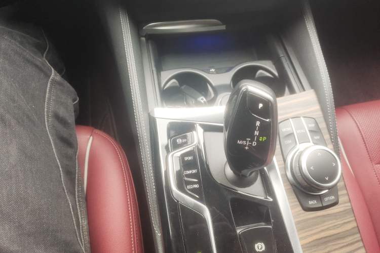 Used BMW 5 Series 2022 Restyled 530Li Leading Edition M Sport Package