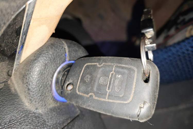 Used Geely Auto Classic Emgrand 2013 Sedan 1.8L Manual Elite CNG Model