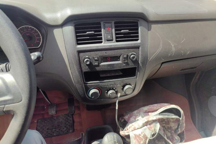 Used Wuling Rongguang S 2022 1.2L Base Version 5-Seater LSI