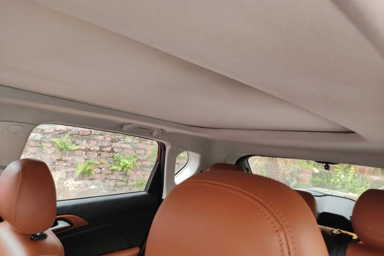 Used BAIC Senova X35 2016 1.5L Automatic Luxury Edition
