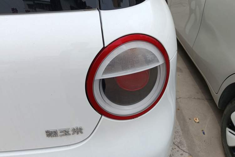 Used CHANGAN NEVO Lumin 2024 205km Orange Wind Edition Right Rear Taillight