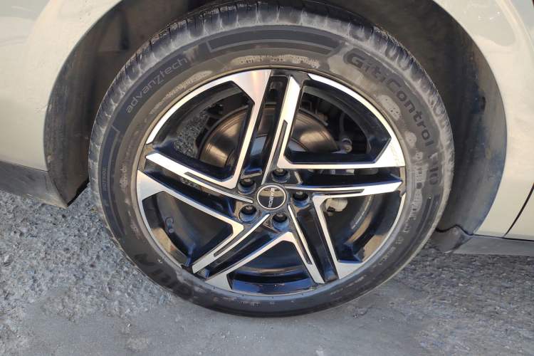 Used Roewe D7 2023 DMH 125km Flagship Edition Exterior 5