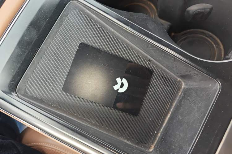 Used Nio ES8 2020 415 km Signature Edition 6-Seater Version
