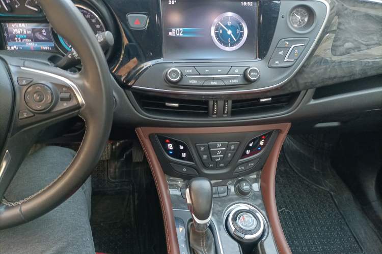 Used Buick Envision 2014 28T Four-Wheel Drive Luxury Model Audio And AC Panel