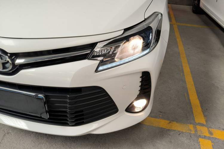 Used Toyota Vios 2022 1.5L 20th Anniversary Edition Left Front Headlight