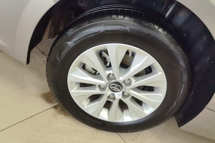 Used Toyota Corolla 2021 Dual-Engine 1.8L E-CVT Pioneer Edition
