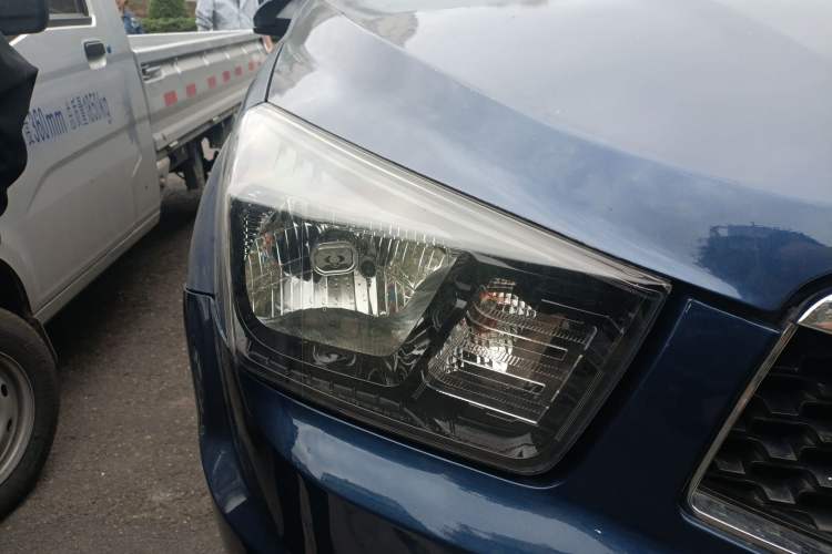 Used SsangYong Actyon 2014 2.3L Two-Wheel Drive Automatic Comfort Edition Gasoline-powered