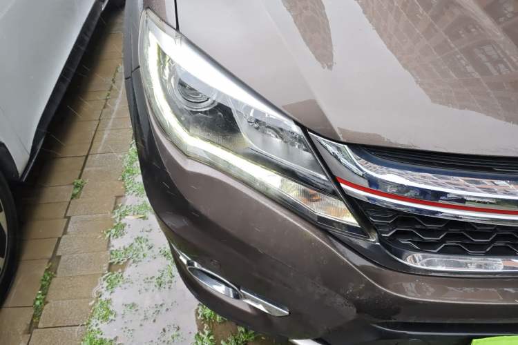 Used BYD S7 2017 1.5T Manual Luxury Model Right Front Headlight