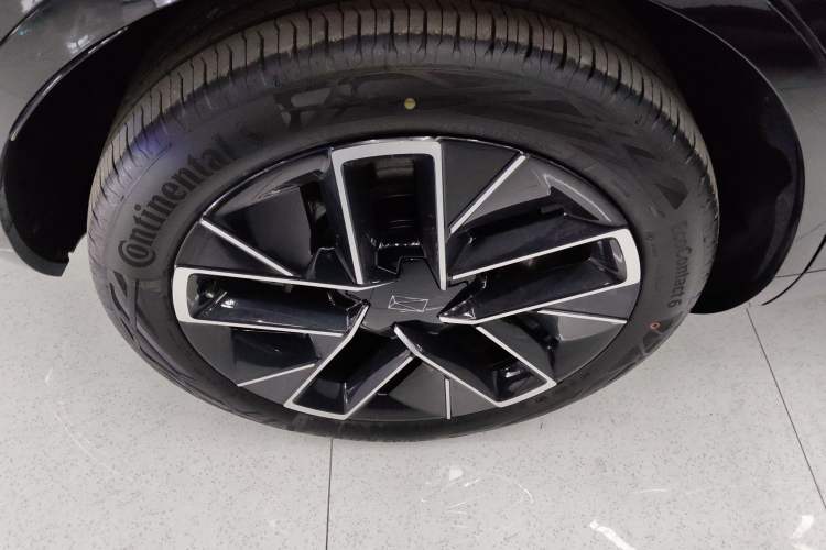 Used Avatr 11 2025 Ultra Extended-Range Edition
