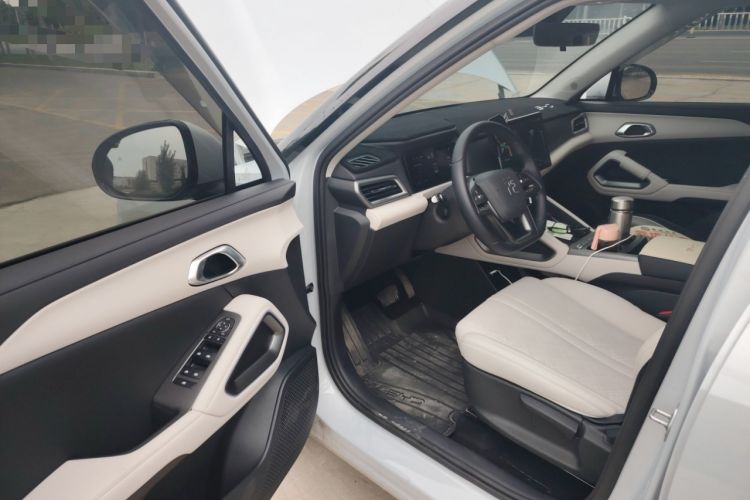 Used BYD Yuan UP 2025 Intelligent Driving Version 401 KM Dynamic Edition
