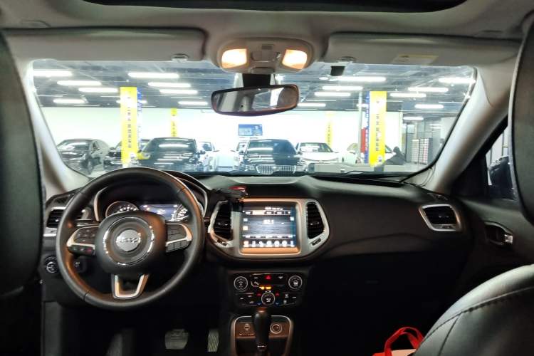 Used Jeep Compass 2017 200T Automatic Family Edition Headliner