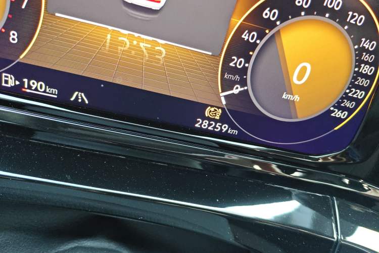 Used Volkswagen Talagon 2023 Facelift 380TSI All-Wheel-Drive Luxury Jiajing Pro 6-Seater Odometer Close Up