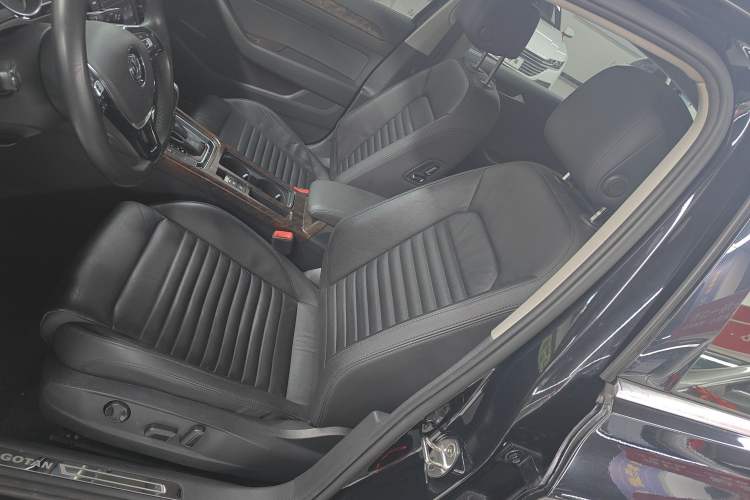 Used Volkswagen Magotan 2018 330TSI DSG Advanced Model