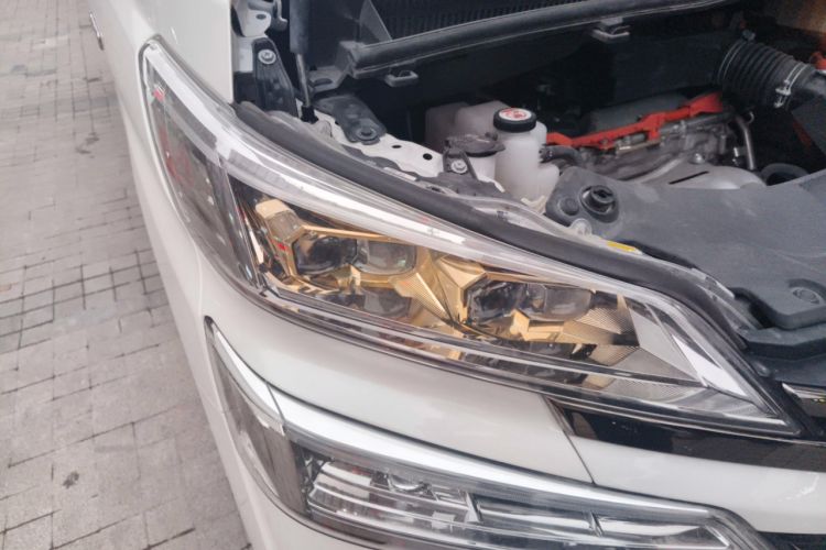 Used Toyota Vellfire 2023 Crown Dual-Engine 2.5L HV Luxury Edition Right Front Headlight