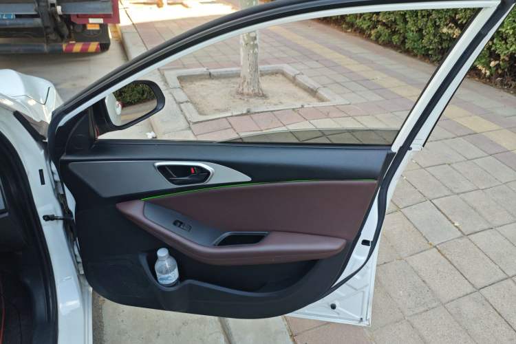 Used Soueast A5 Wing Dance 2021 1.5L Manual Exceed Edition
