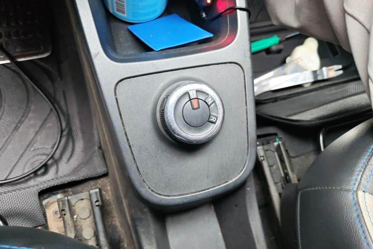 Used Dongfeng NAMMI EX1 2021 Quality Edition Gear Lever