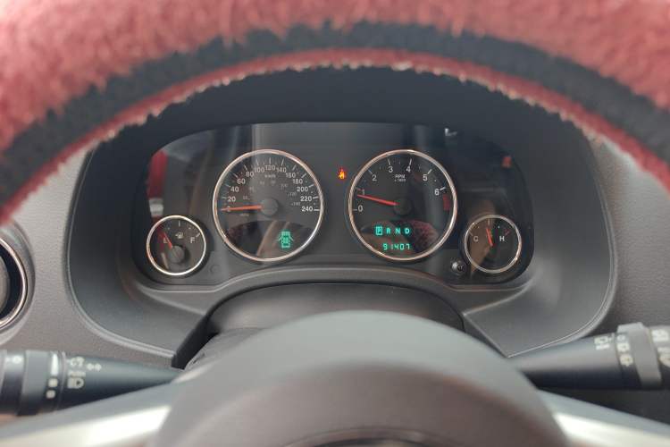 Used Jeep Compass 2013 2.4L Four-wheel Drive Black Edition with Navigation