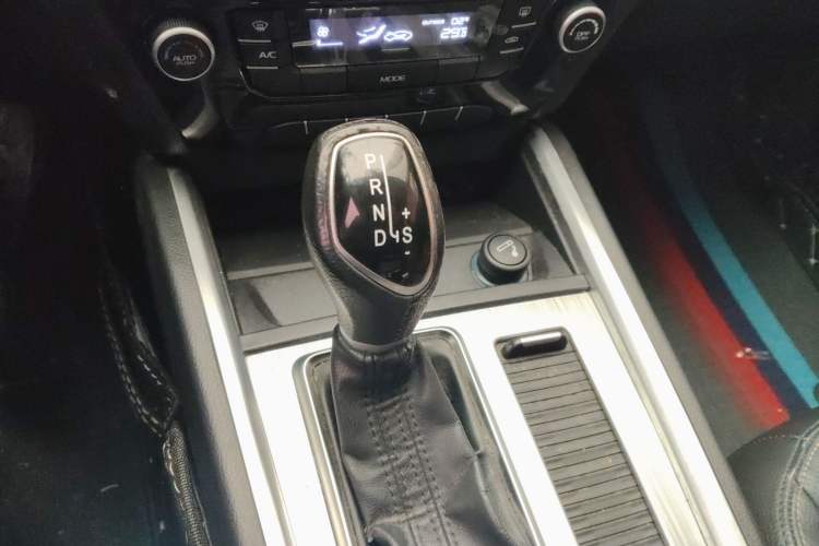 Used Geely Auto Vision X6 2016 1.3T CVT Luxury Model