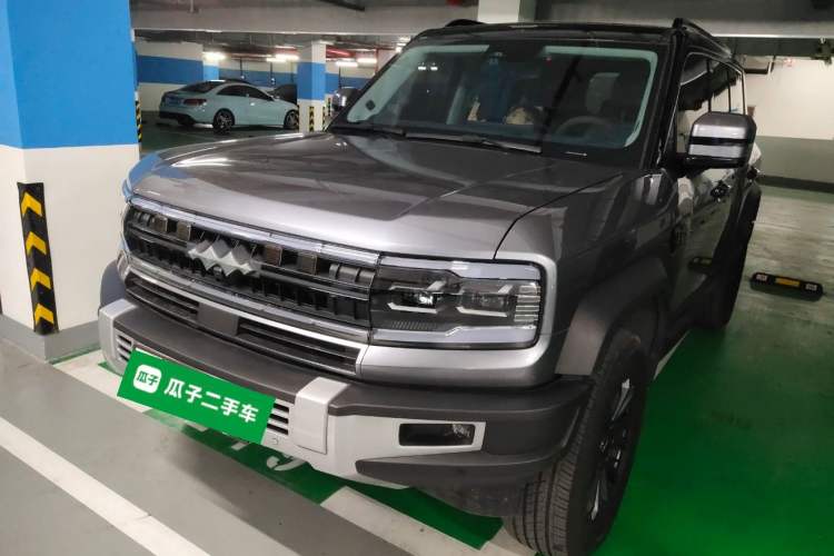 Used Formula Leopard 5 2023 Navigator Edition