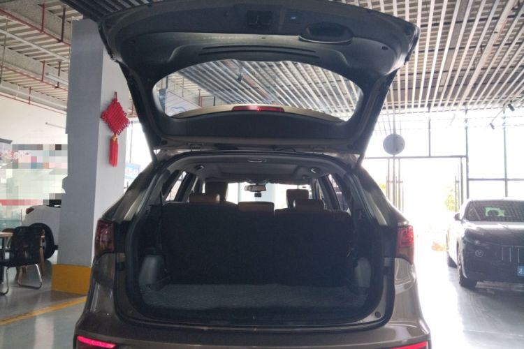 Used Hyundai Santa Fe 2017 2.0T Automatic Two-Wheel Drive Smart Version 7 Seats
