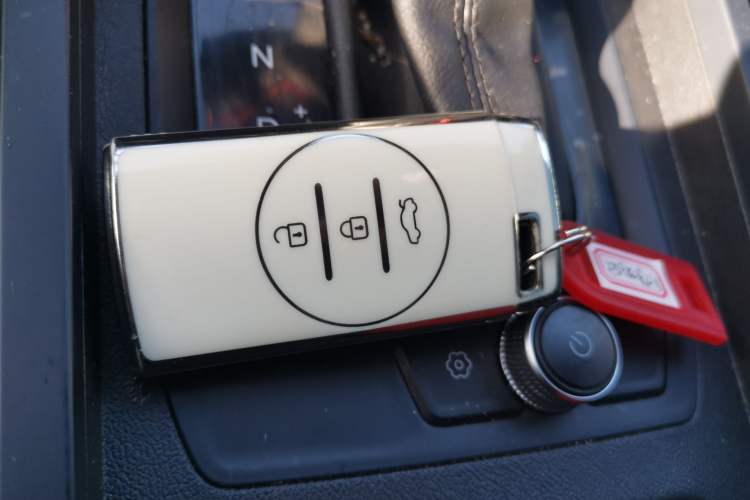 Used Chery Tiggo 3X 2024 1.5L CVT Excellence Edition Vehicle Key