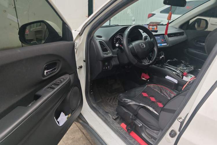 Used Honda Vezel 2020 1.5L CVT Elite Edition
