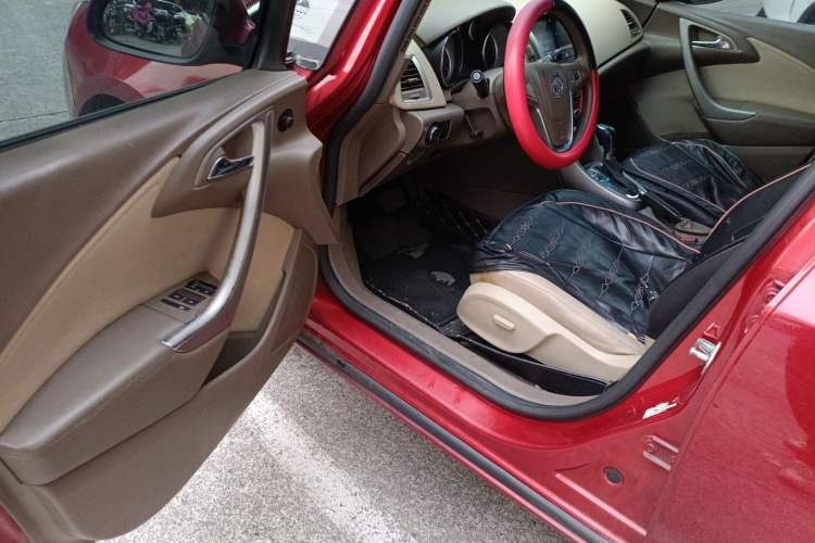 Used Buick GT 2013 GT 1.6L Automatic Fashion Edition
