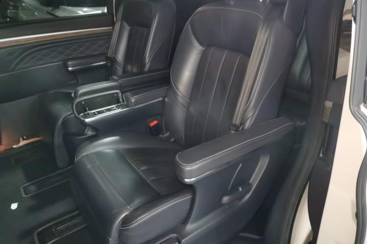 Used GAC Trumpchi M8 2020 390T Deluxe Edition