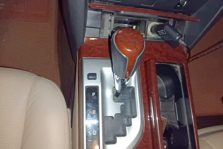 Used Toyota Camry 2012 2.5G Luxury Edition
