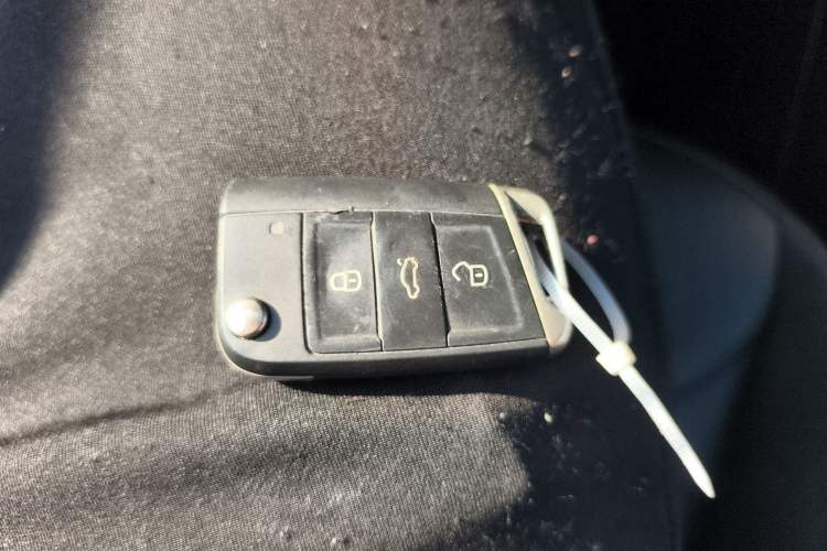 Used Volkswagen Tiguan L 2021 330TSI Automatic Two-Wheel Drive Smart Edition
