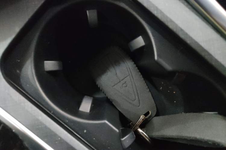 Used Changan UNI-T 2022 1.5T Prestige Version