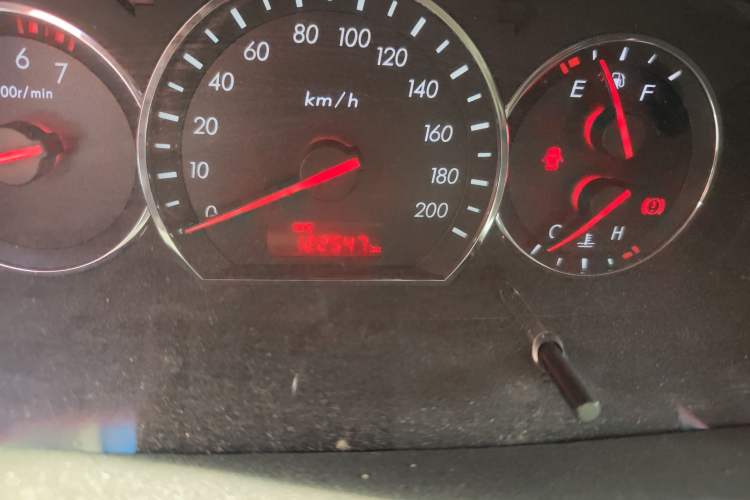 Used Changan Alsvin V3 2015 1.4L Manual Warm-Hearted Model China V Standard
