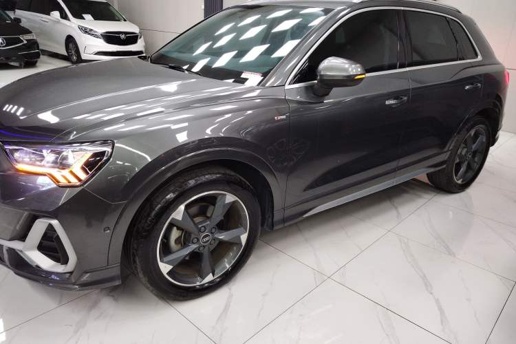 Used Audi Q3 2023 35 TFSI Fashion Dynamic Model (1.4T) Left Side