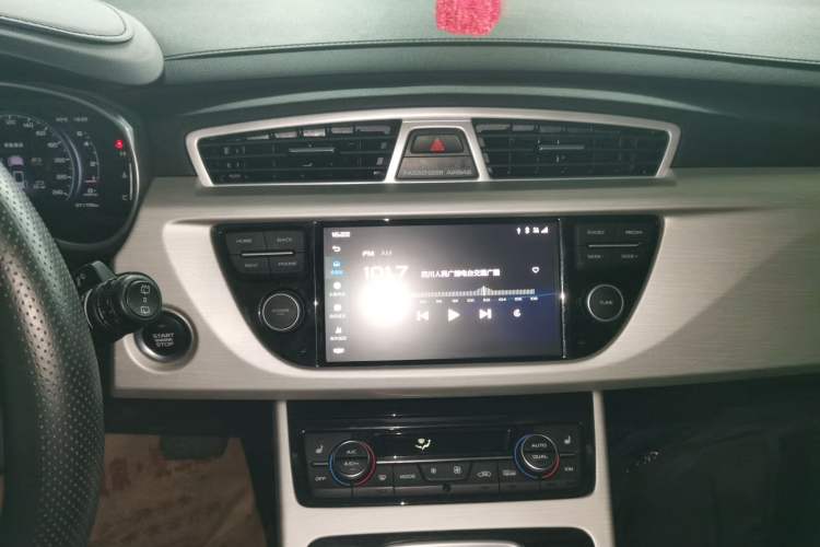 Used Geely Auto Emgrand X7 Sport 2020 1.8TD DCT Two-Wheel Drive Smart Connect 4G-Enabled Version