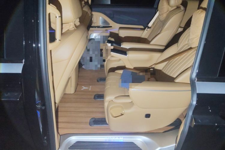 Used VOYAH Dream 2025 PHEV Four-Wheel-Drive Flagship Version – Qiankun Edition