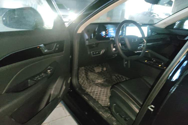 Used Bestune B70 2024 Dragon Edition 1.5T Leading Model
