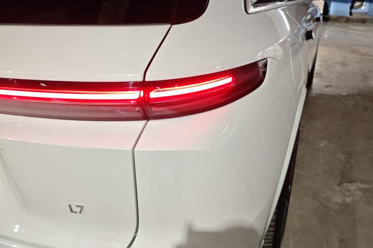 Used Li Auto L7 2025 Max Smart Refresh Edition
