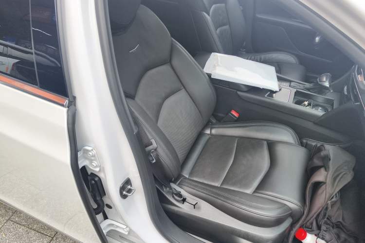 Used Cadillac CT6 2017 28T Elite Model Right Front Seat