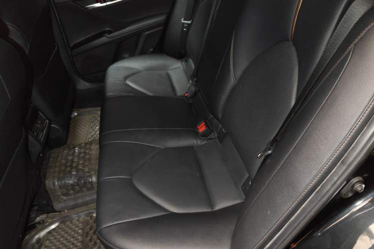 Used Toyota Camry 2021 2.0G Luxury Edition